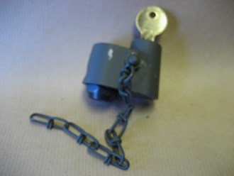 SPARE WHEEL LOCK ASSEMBLY