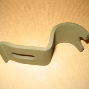 RETAINER, TIRE PUMP HANDLE AFTER S.N. 193040