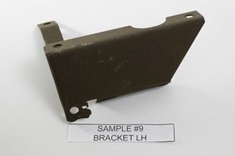 BRACKET, AIR CLEANER RH