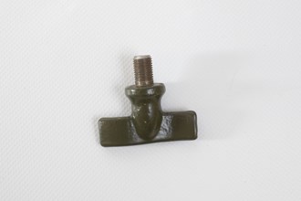 TUMB SCREW TOP BOW (3/8 - LATE)