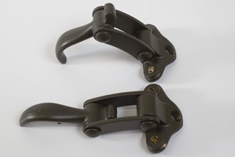 CLAMP HOLD DOWN WINDSHIELD EARLY BRASS SET