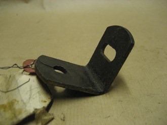 BRACKET PIVOT FRONT SEAT