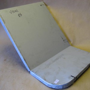 FLOOR TOOL BOX RH