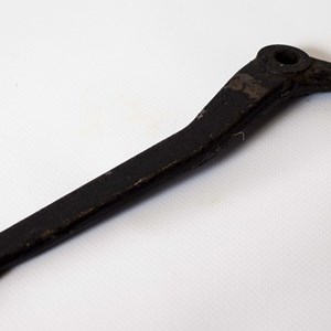 LEVER OPERATING W/BUSHING INTERNAL
