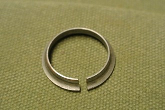 SEAT JACKET UPPER BEARING SPRING