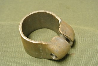 CLAMP JACKET TO STEERING GIR HOUSING