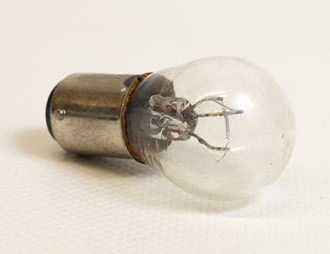 BULB, TAIL UNIT REPLACEMENT 6V