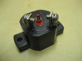 CIRCUIT BREAKER 15 AMP